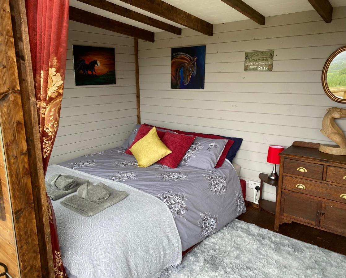 Cherry Tree Glamping Lodge Wellington  Exterior foto